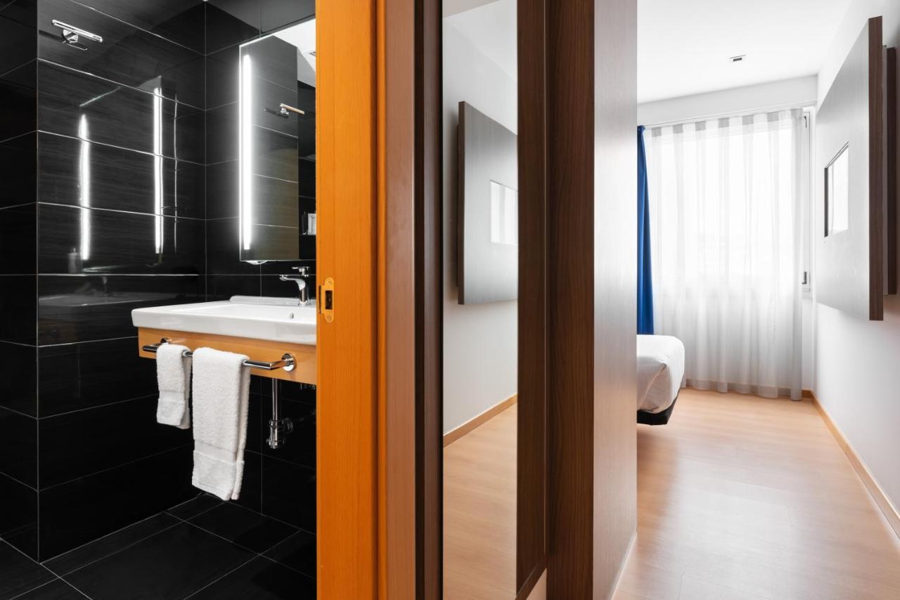 Eurostars Blue Coruna آكورونيا المظهر الخارجي الصورة